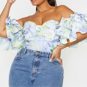 Floral chop top ruffle sleeve